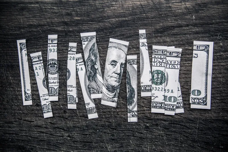 Money Empire: Half of Global Wealth Controlled by the Richest 62 People, Widening Wealth Gap